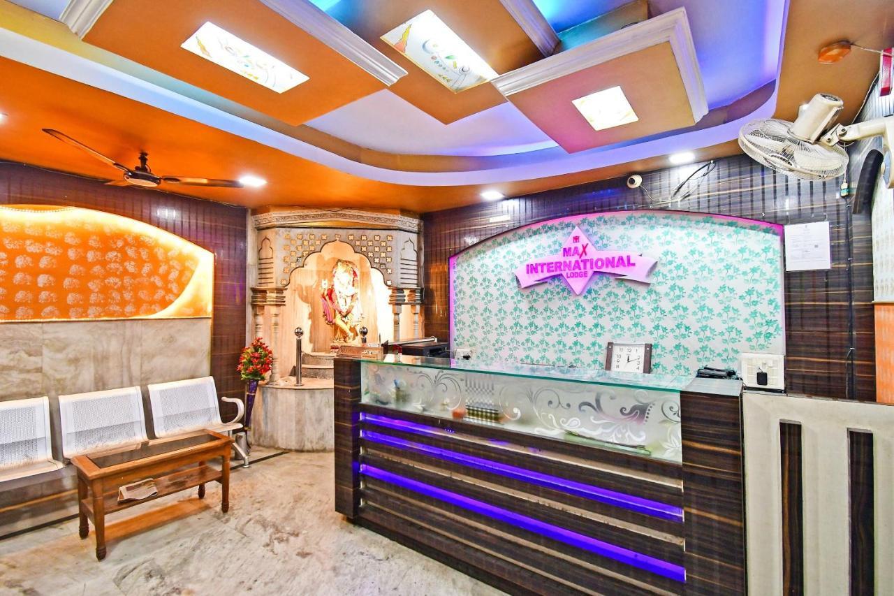 Oyo 85829 Max International Hotel Kolkata Exterior photo